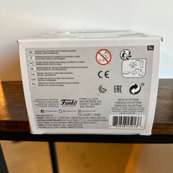 Marvel Funko Pop Doctor Doom Figure - Gray and White - Picture 6 of 6